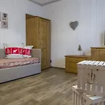 Apartment Chez Pepe Louis *